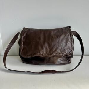 Vintage 90s Chocolate Brown Leather Messenger Bag | Genuine Leather Satchel